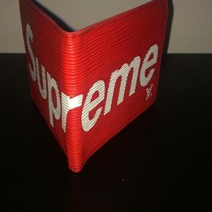 Supreme wallet